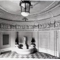 WI-Baraboo-Al Ringling Outer Vestibule and Fountain